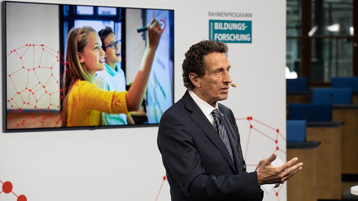 Keynote von Philosoph Julian Nida-Rümelin