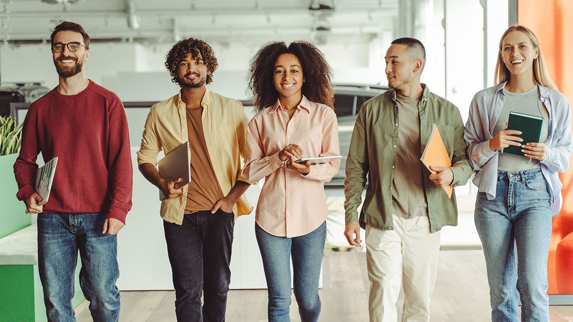 Eine Gruppe Menschen